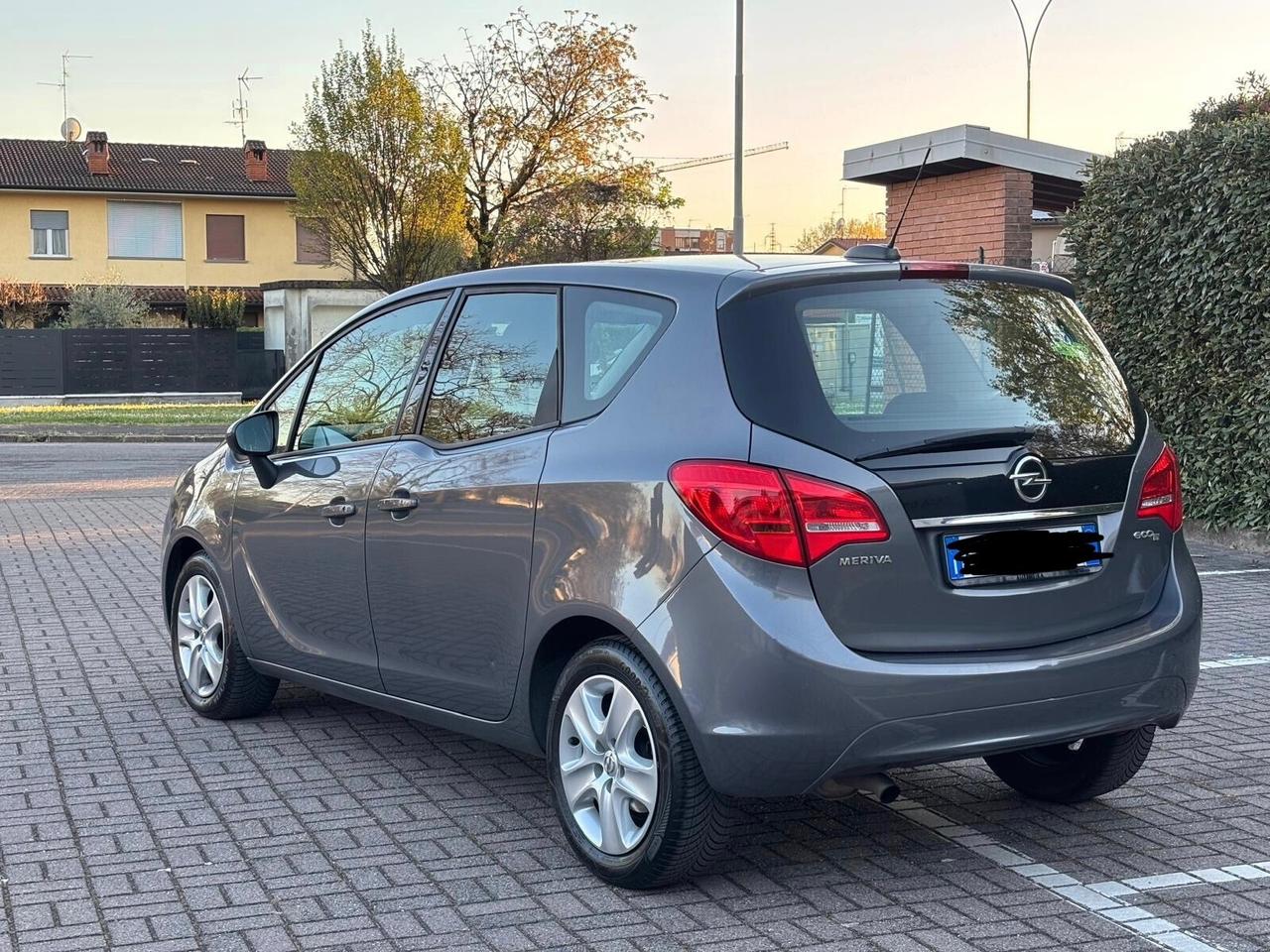 Opel Meriva 1.4 Turbo 120CV GPL Tech Advance..CELL 320 147 1147 WUATSAPP..ELIA