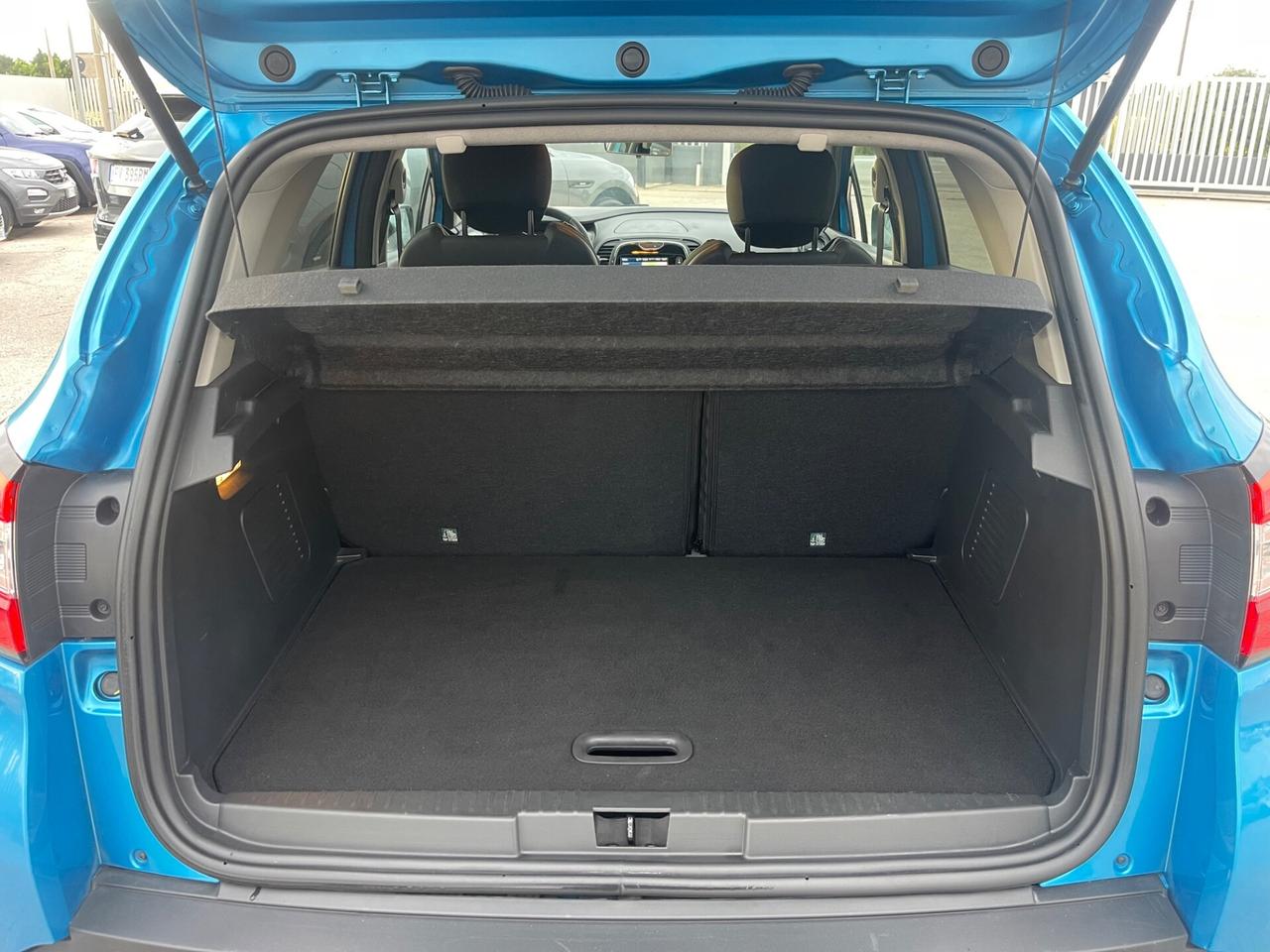 RENAULT CAPTUR 0.9 TCE FULL LED PARI AL NUOVO