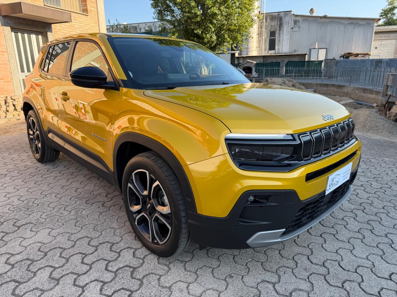 Jeep Avenger 1.2 Turbo 100 CV Summit