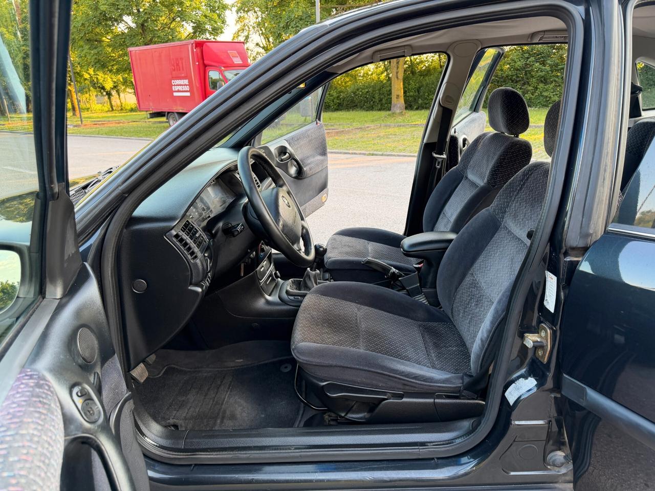 Opel Vectra 1.8i 16V CD Storica CLIMA