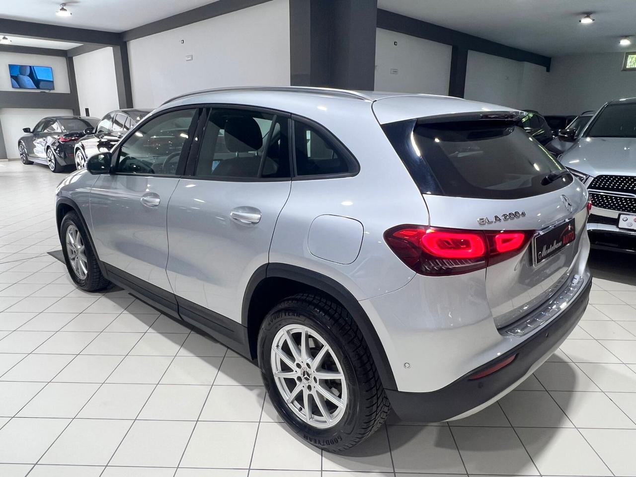 Mercedes-benz GLA 200 d Automatic Business Extra