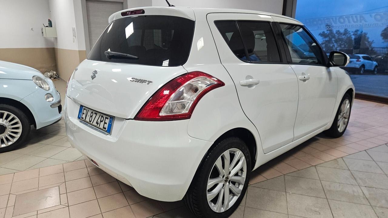 Suzuki Swift 1.3 DDiS 5 porte B-Cool Bi-Color