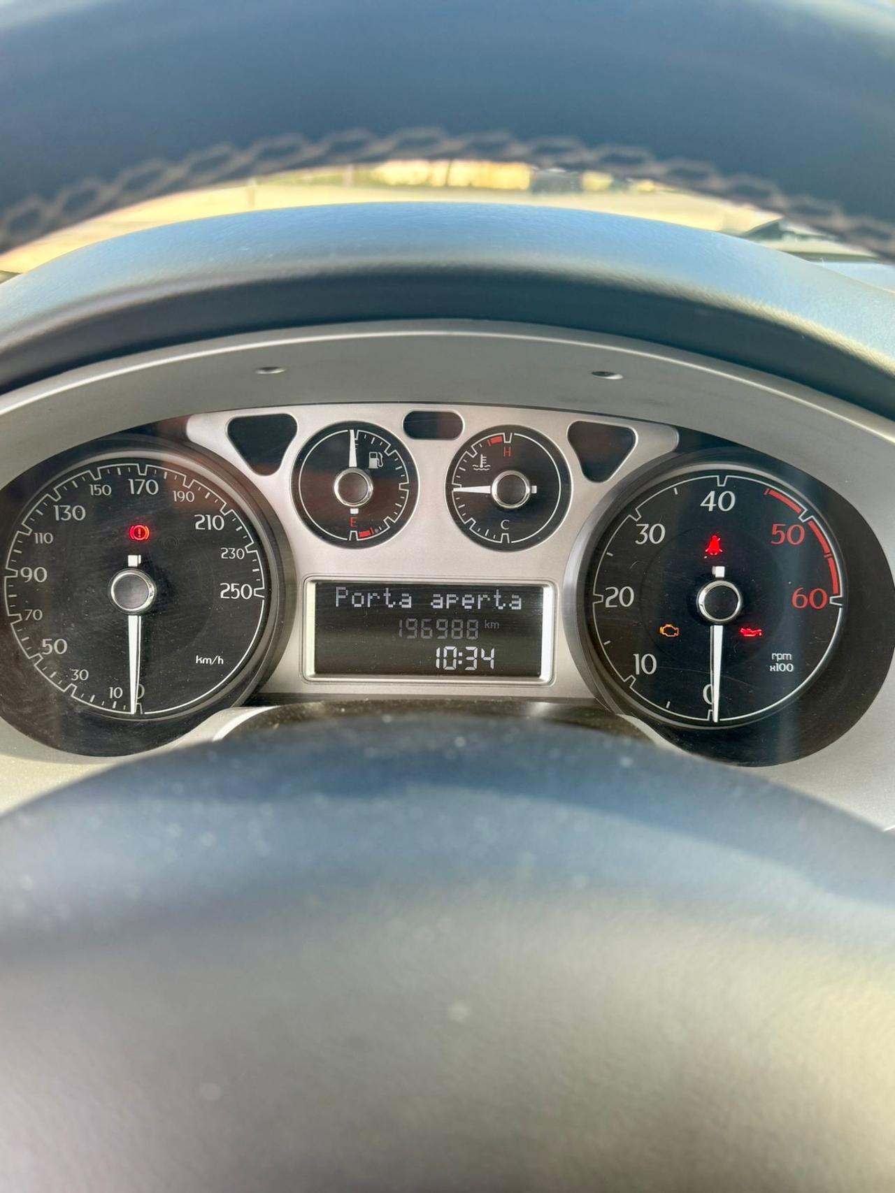 Lancia Delta 2.0 mtj DPF Ptatinum (121kw)