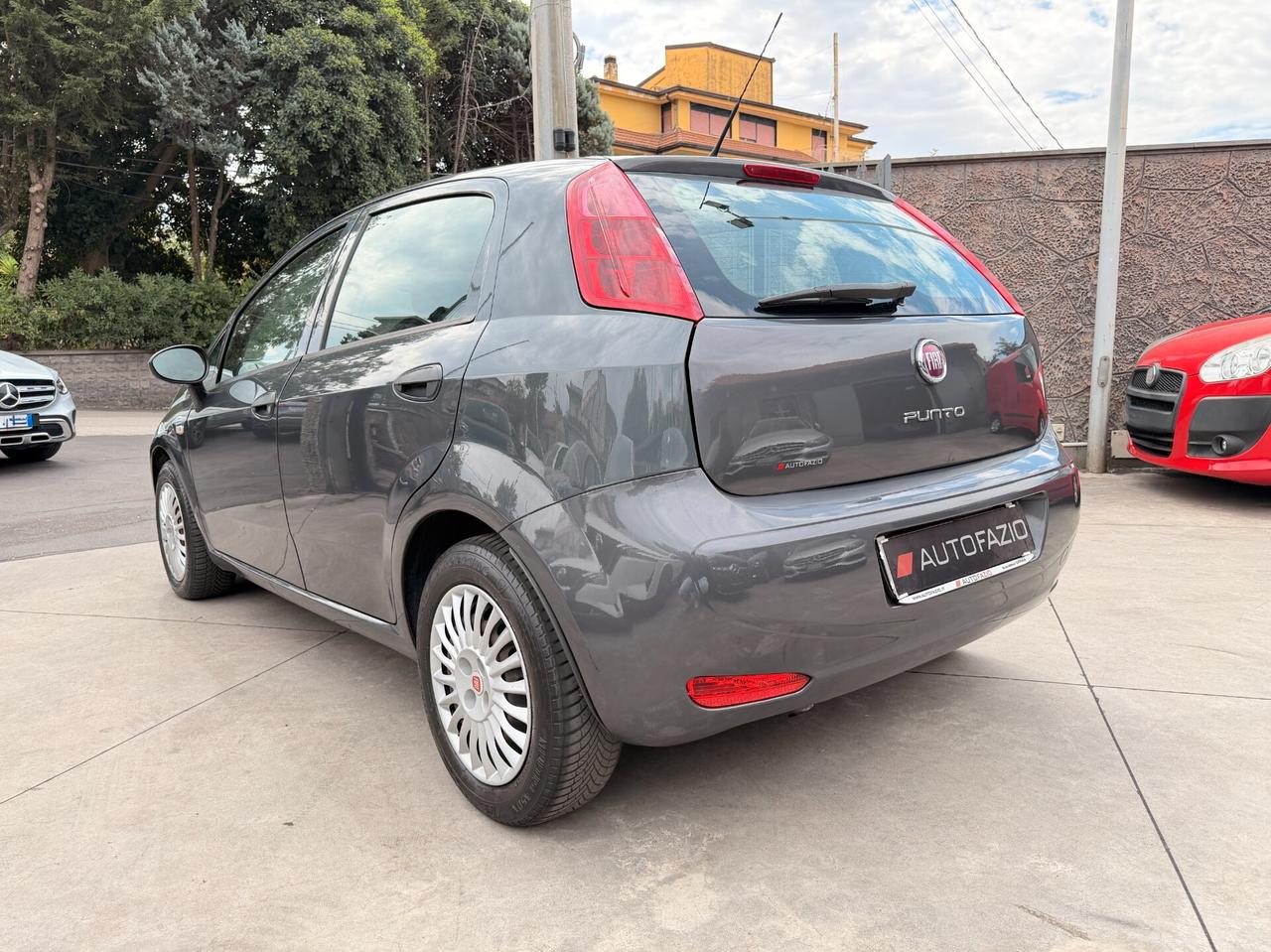 Fiat Punto 1.3 MJT II S&S 95 CV 5 porte Street