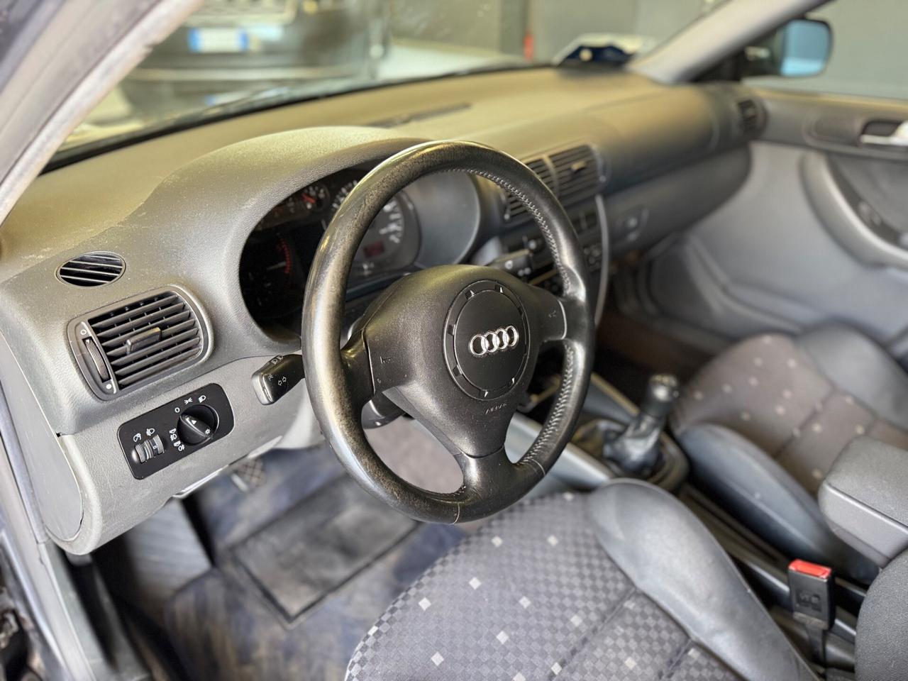 Audi A3 1.9 TDI cat 3p. Attraction