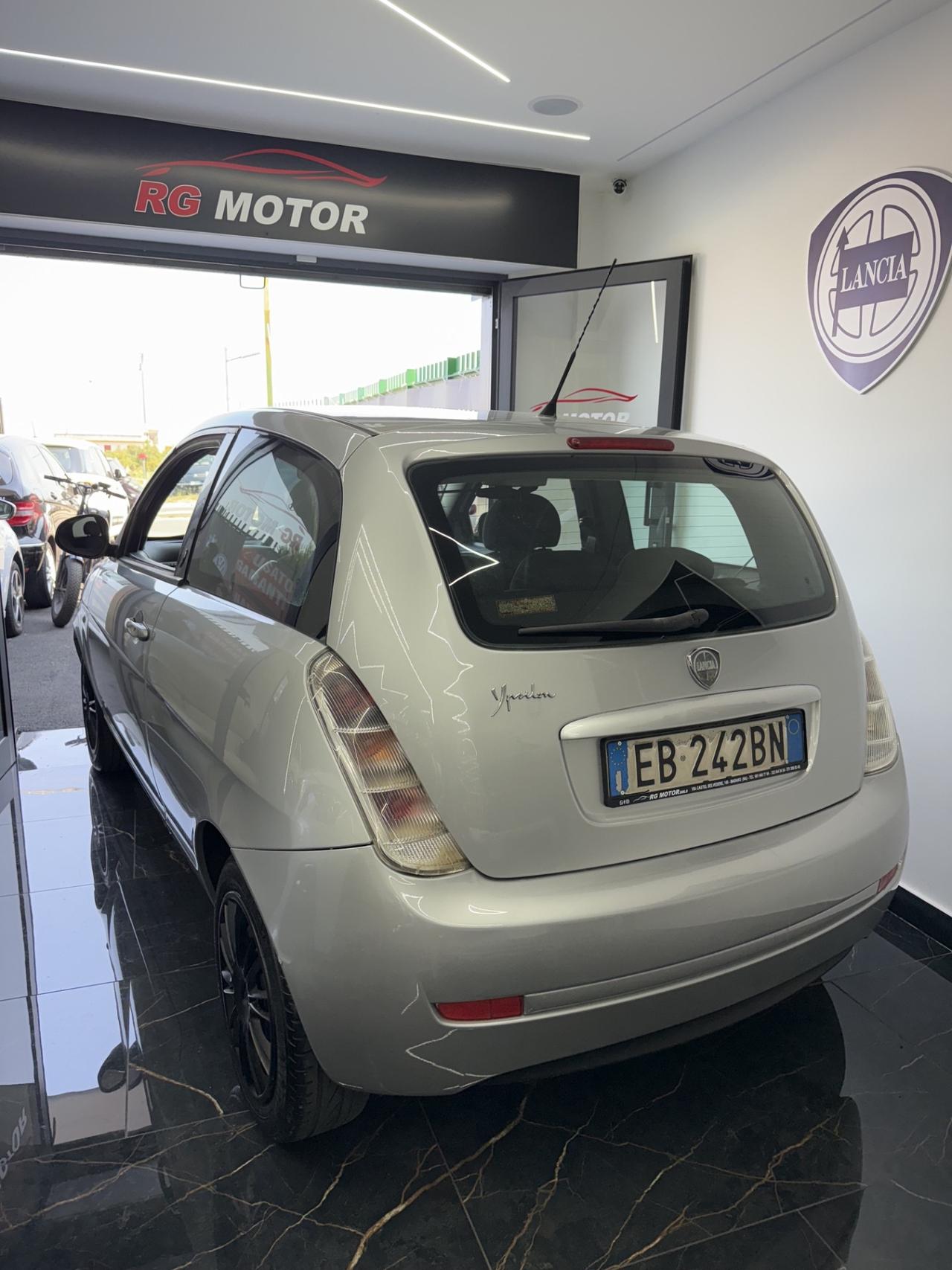 Lancia Ypsilon 1.2 Platino