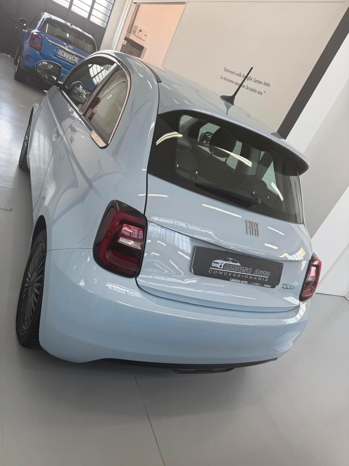 Fiat 500 500e Berlina 42 kWh Icon