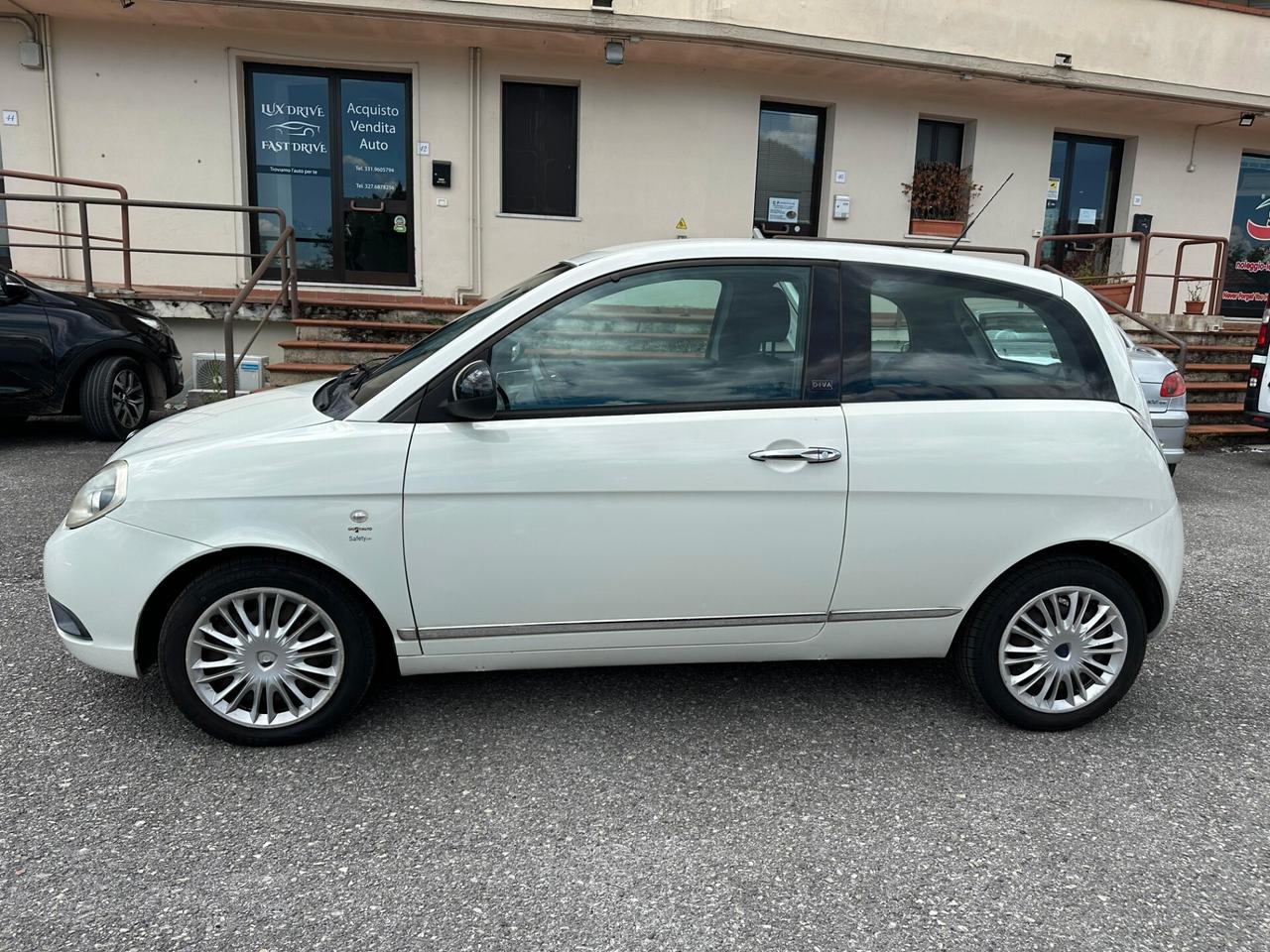 Lancia Ypsilon 1.2 69 CV Diva