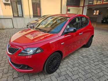 Lancia Ypsilon 1.0 FireFly 5 porte S&S Hybrid Ecochic