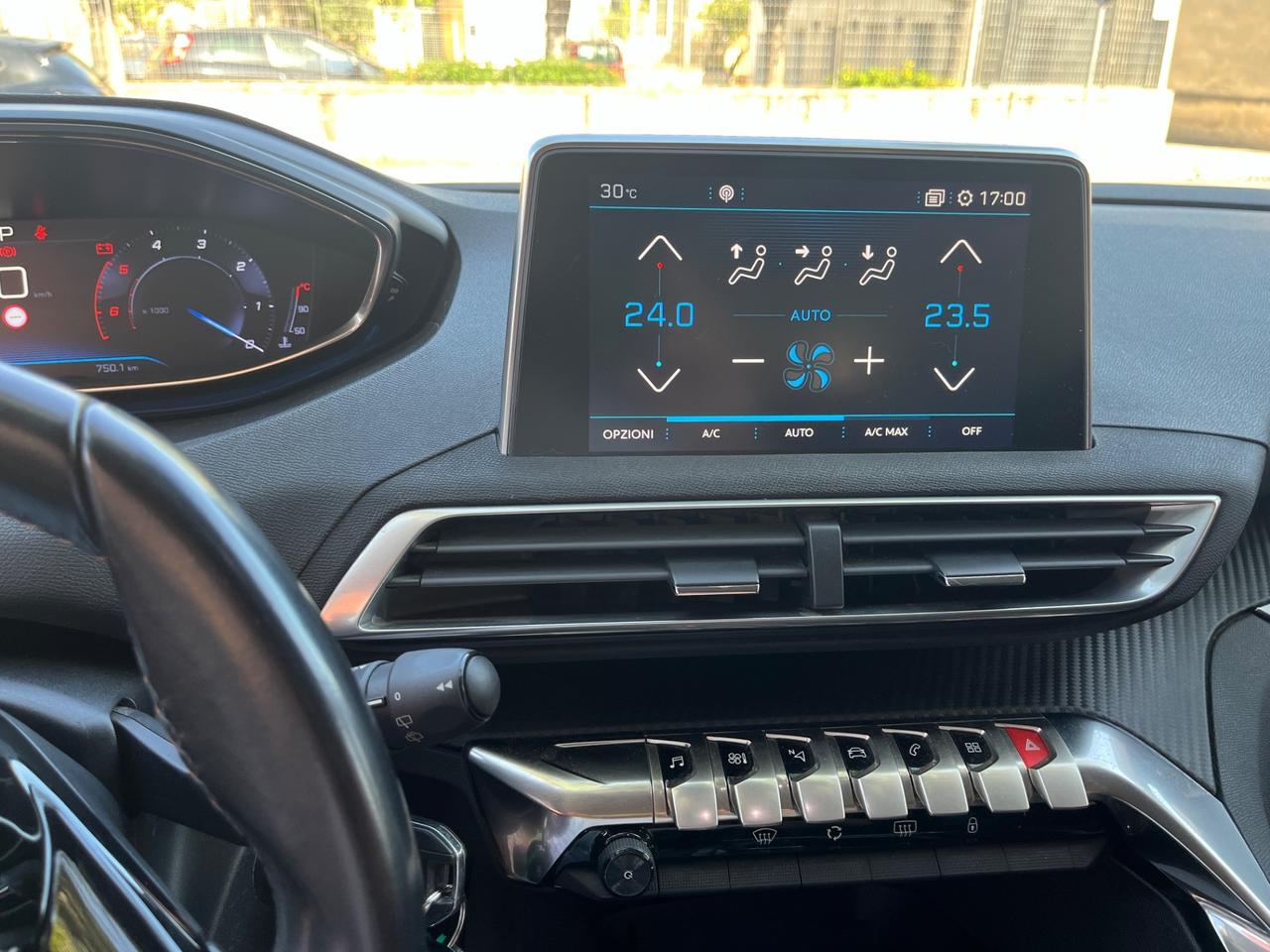 Peugeot 3008 BlueHDi 120 S&S EAT6 Active