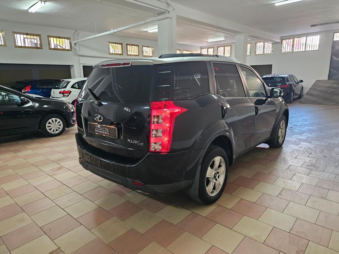 Mahindra XUV500 2.2 16V AWD W8 N1