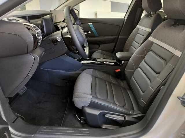 Citroen C4 motore elettrico 136 CV Shine