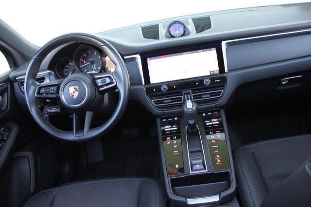 Porsche Macan 2.0 turbo 265cv Tetto Navigatore