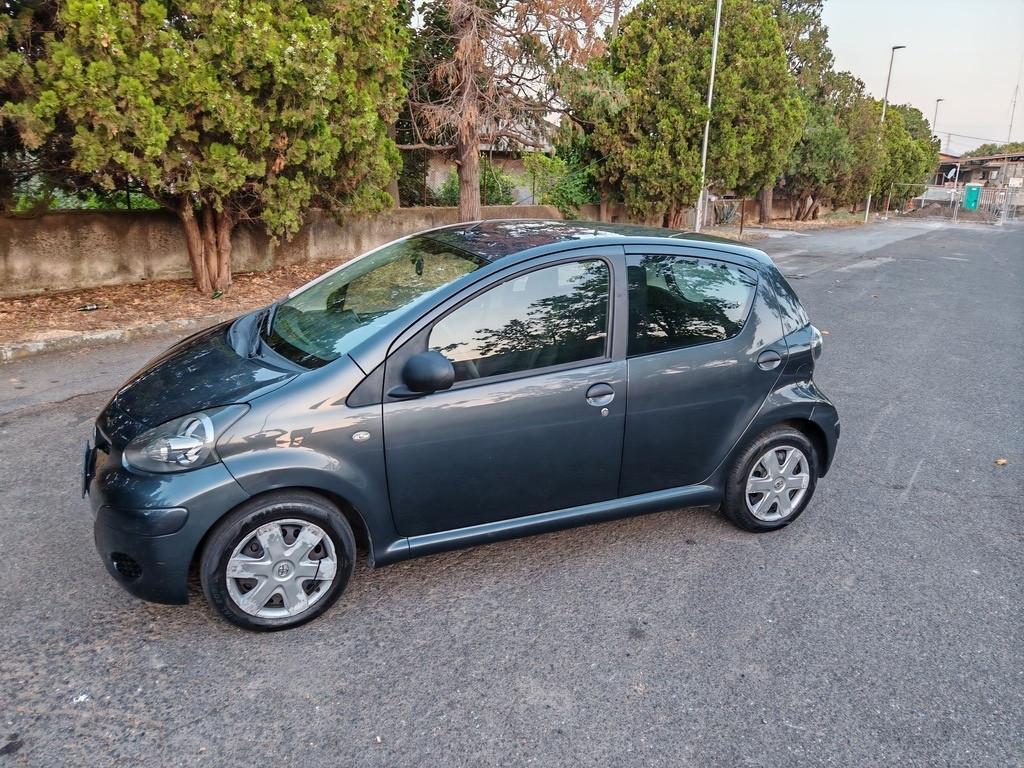 Toyota Aygo 1.0 benzina 2011 come nuova