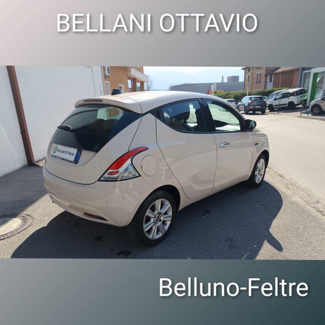 LANCIA Ypsilon 1.2 69 CV 5 porte Gold