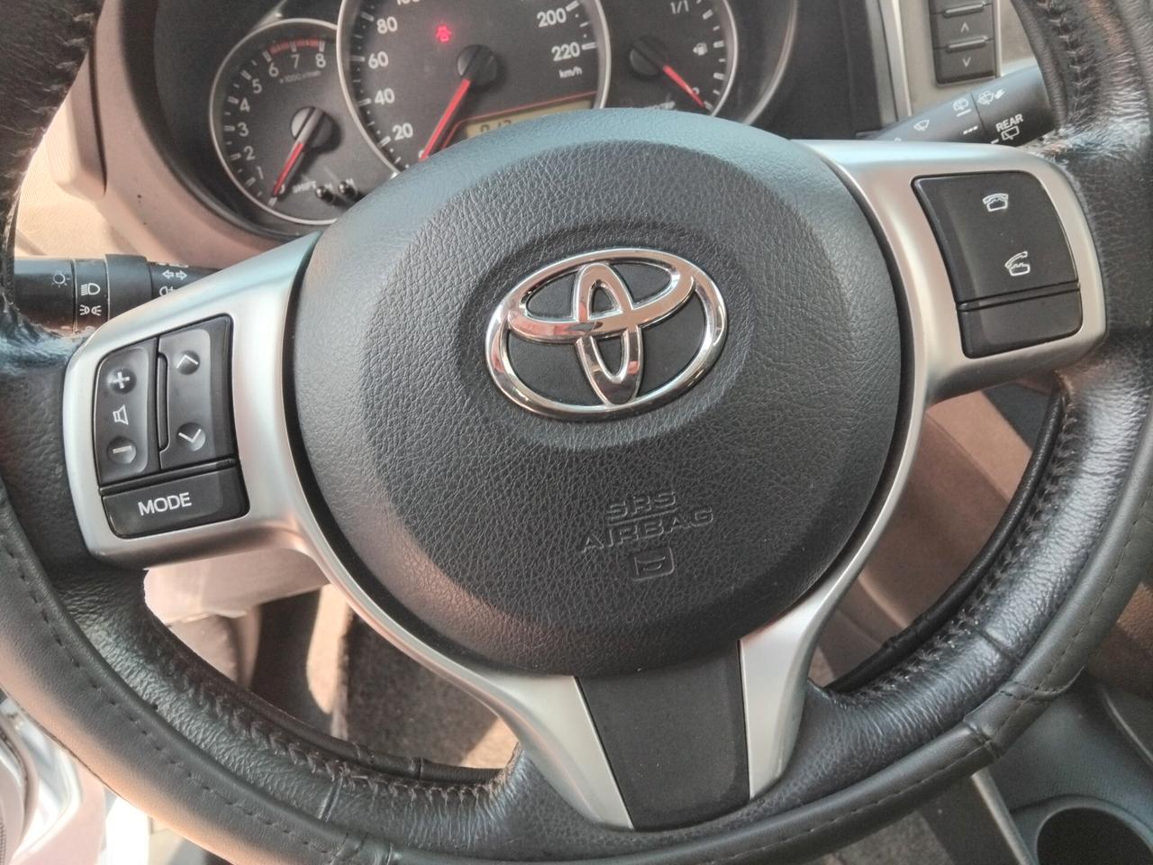 Toyota Verso-S 1.3 MT Active