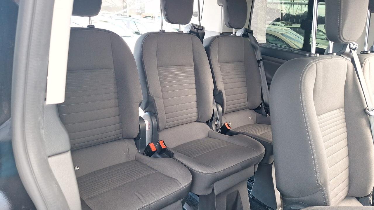 Ford Tourneo Custom 320 2.0 EcoBlue 170CV aut. PC Titanium