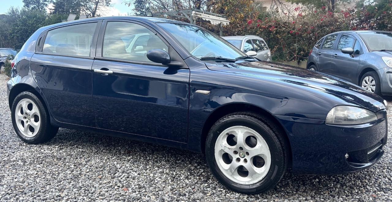 Alfa Romeo 147 1.9 JTD M-JET 16V 5 porte Dist.