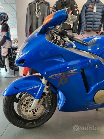 Honda CBR 1100 XX- 23680 KM- 1999
