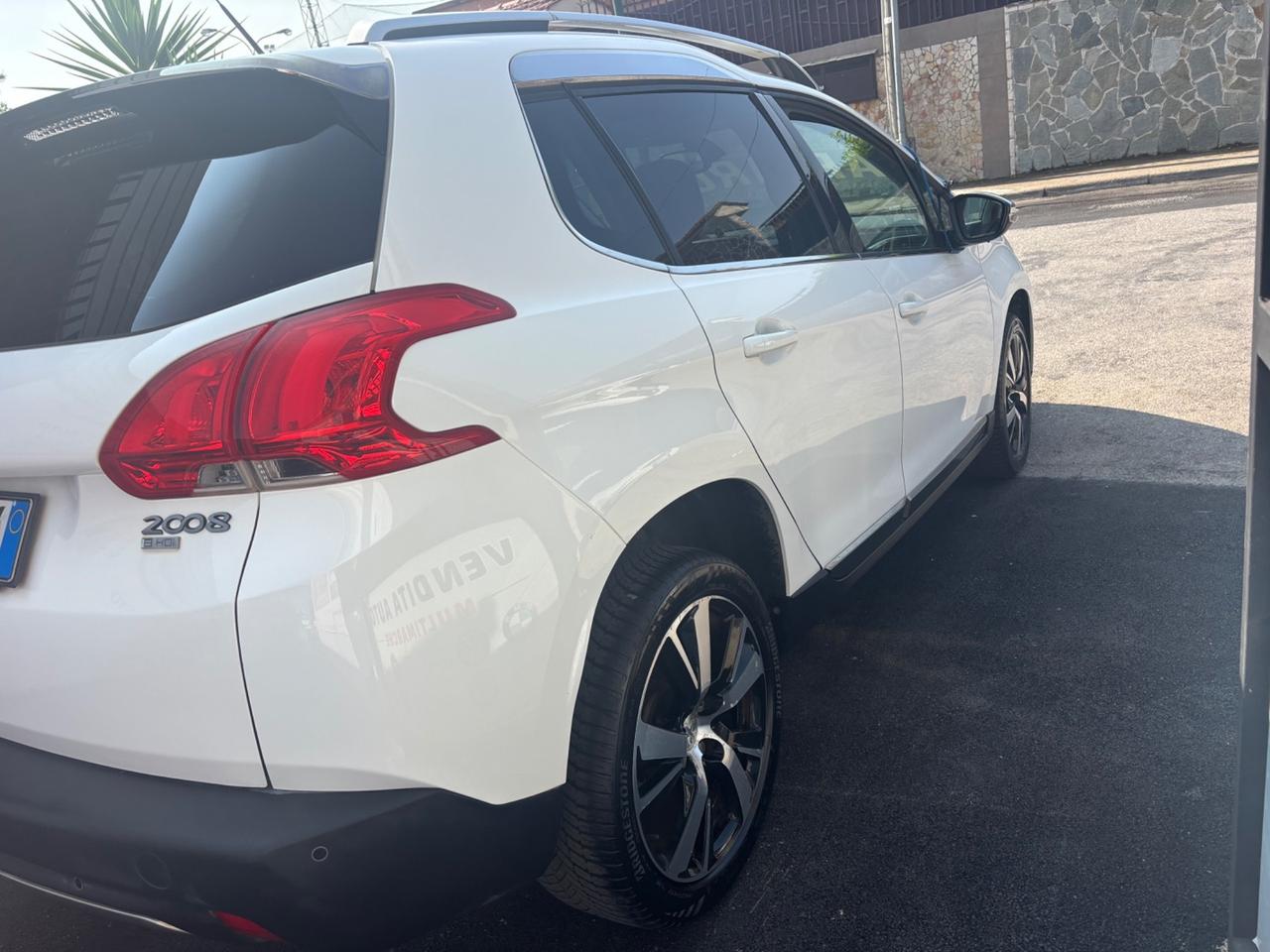 Peugeot 2008 1.6 e-HDi 92 CV Stop&Start Allure