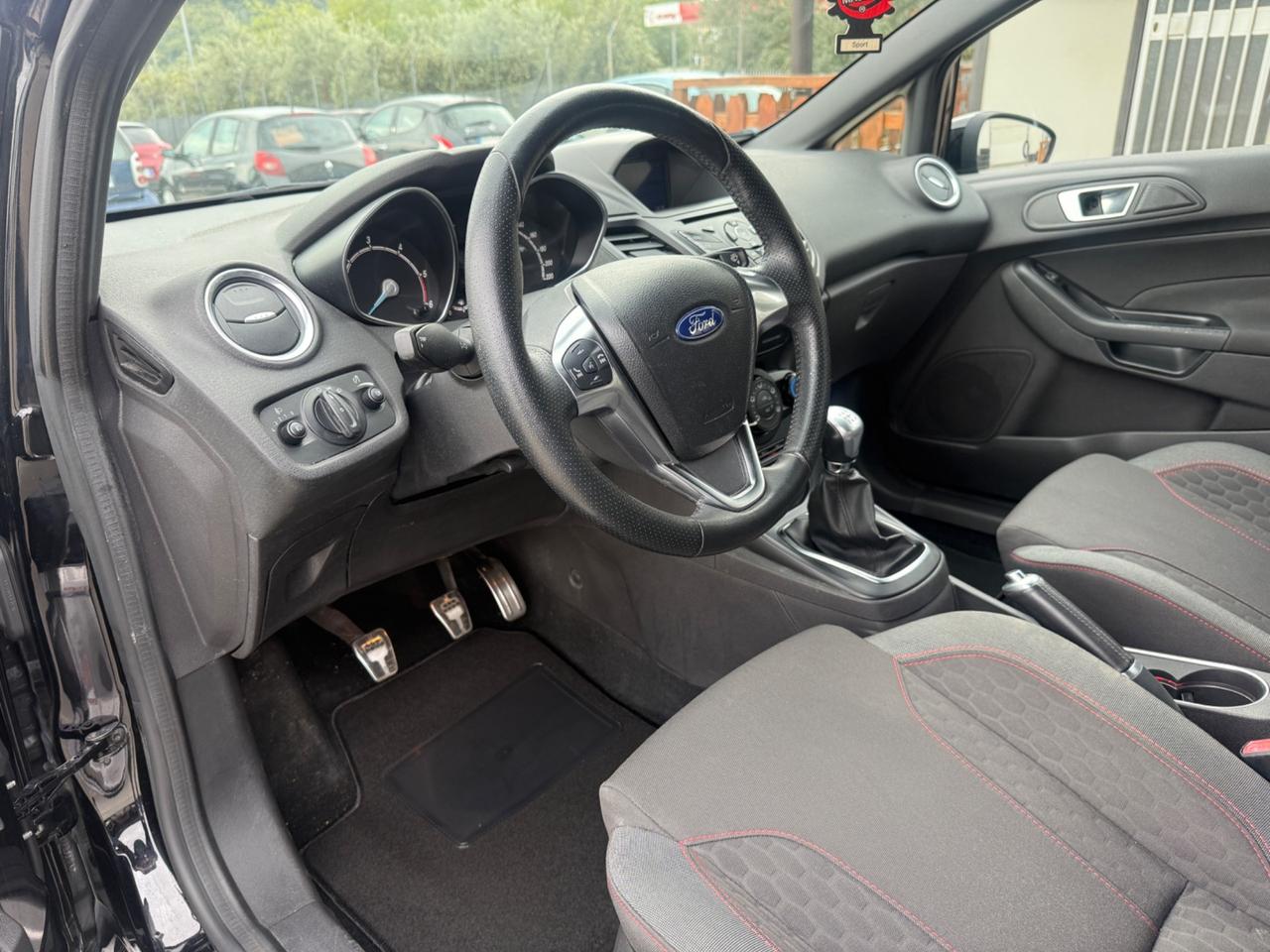 Ford Fiesta 1.5 TDCi 75CV 5 porte ST-Line