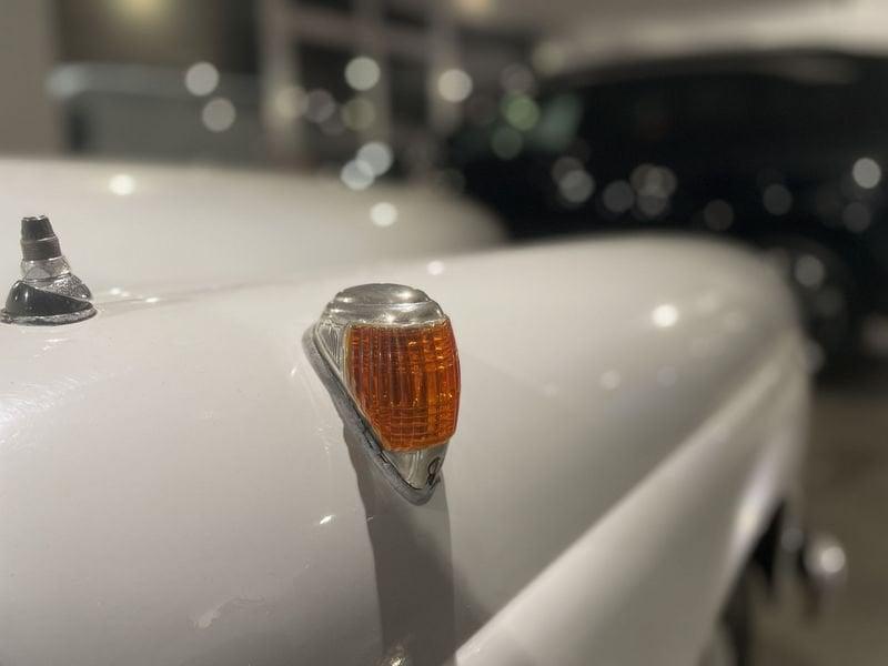 Mercedes-Benz W115 200 Mercedes-Daimler Benz 180