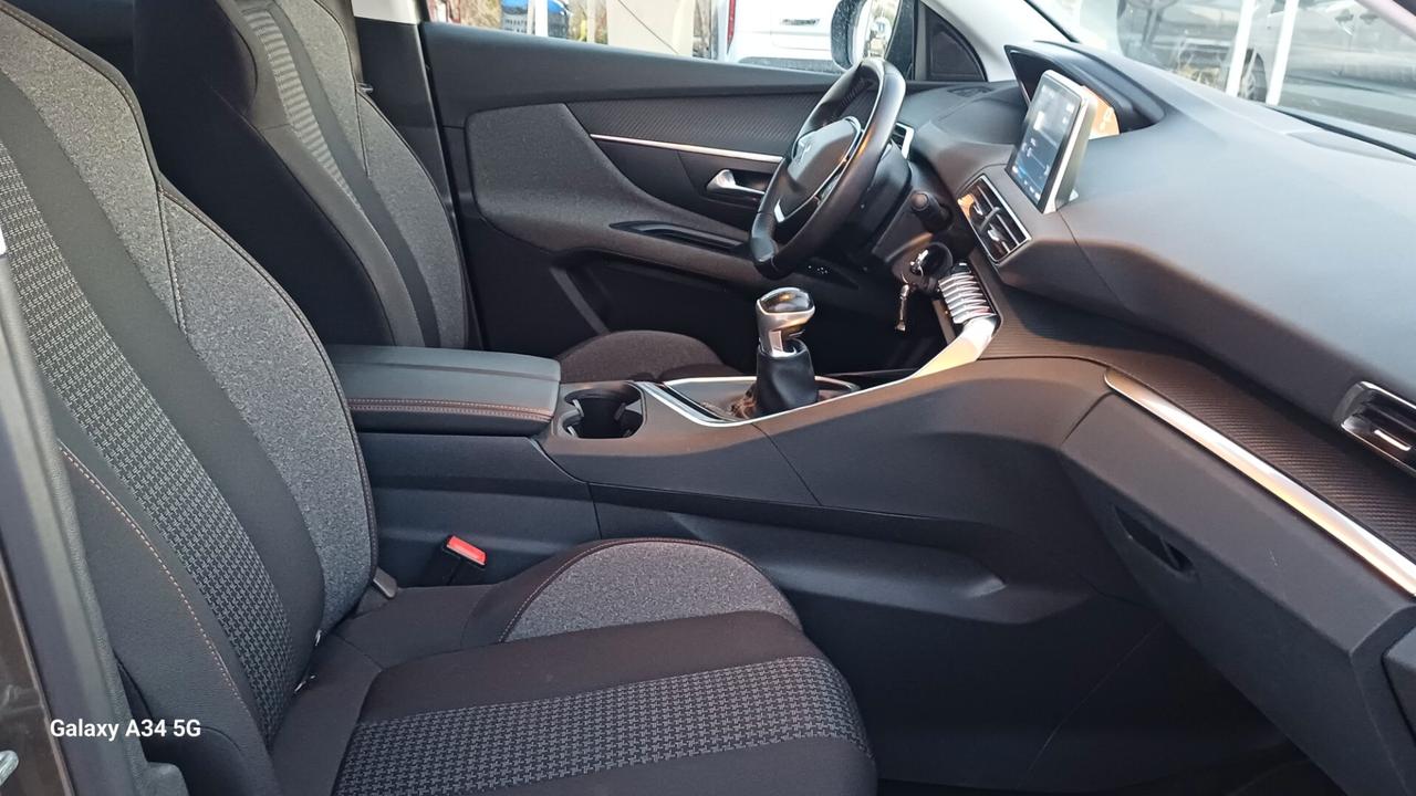 Peugeot 3008 BlueHDi 130 S&S Crossway