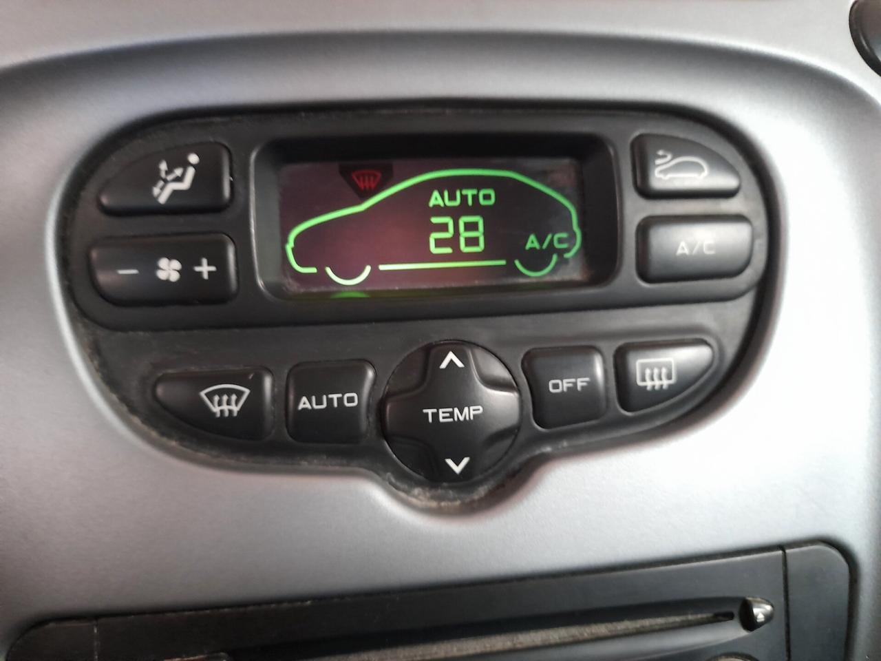 Citroen Xsara Picasso 1.6 16V Elegance Bi Energy G