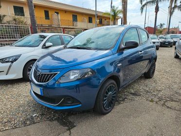 Lancia Ypsilon III 1.0 firefly hybrid Silver s&s 70cv