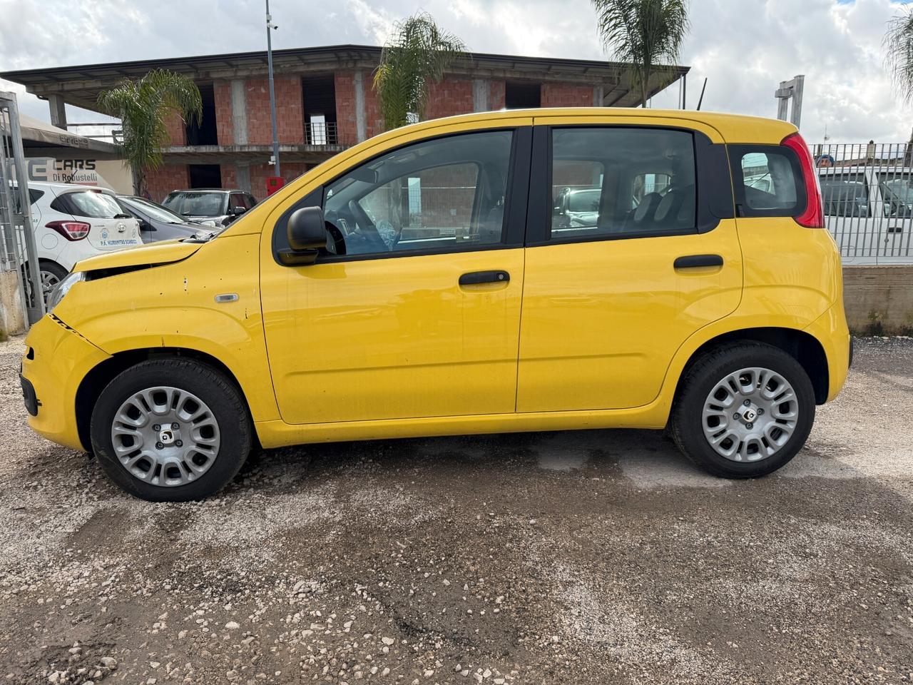 FIAT PANDINA 2025 1.0 HYBRID 70 CV *SINISTRATA