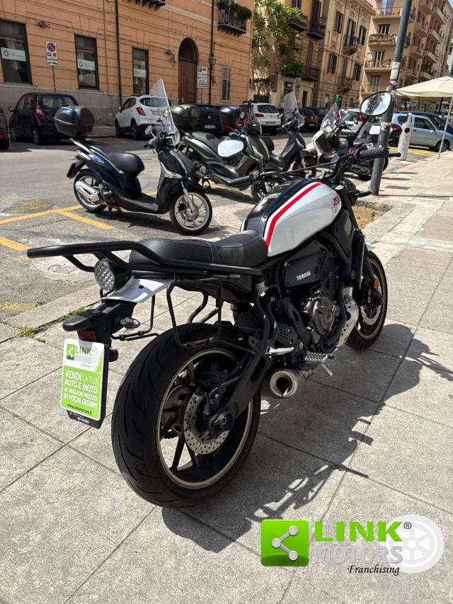 YAMAHA XSR 700 TRIBUTE