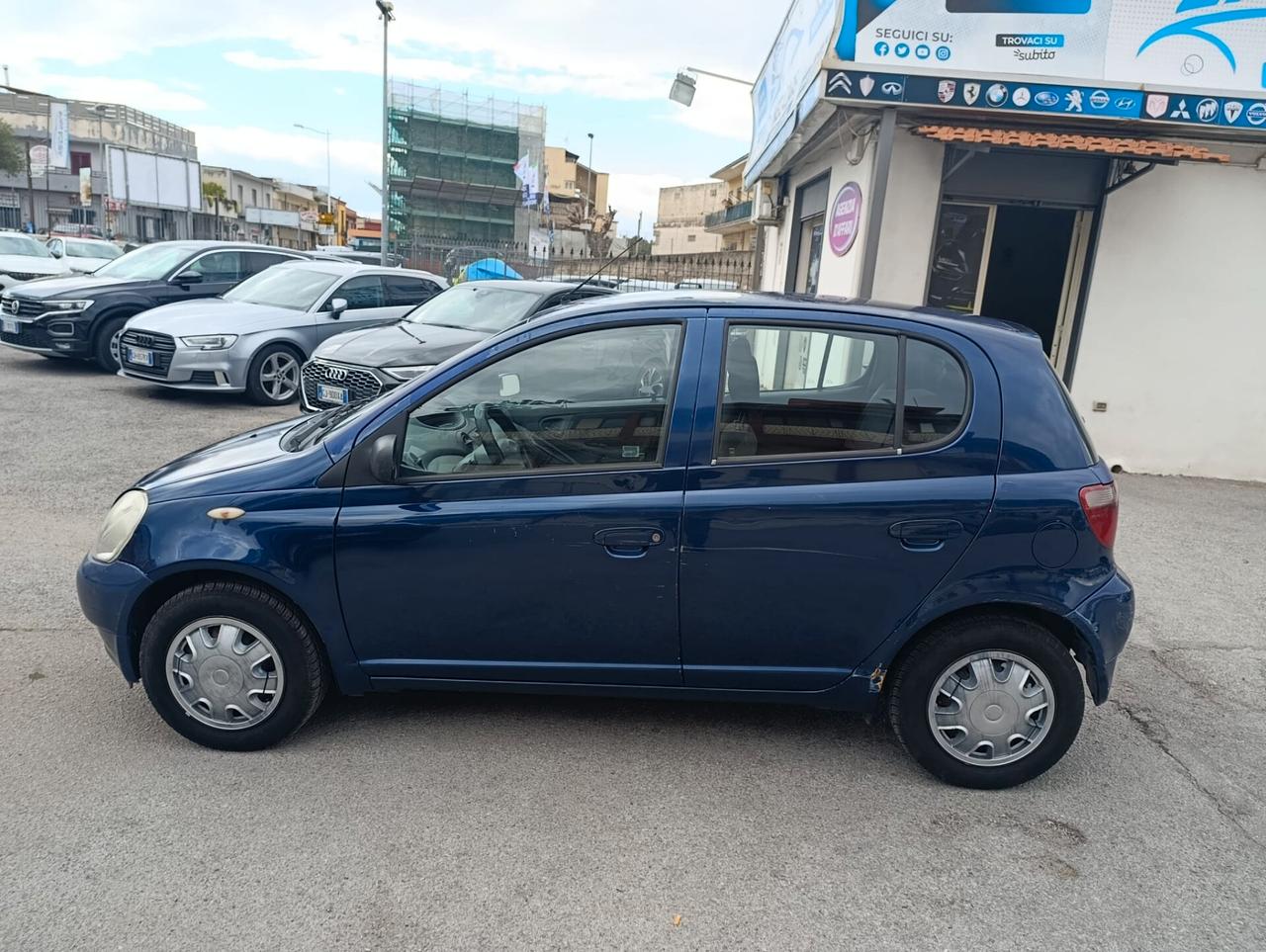 Toyota Yaris 1.0i 16V cat 5 porte Sol '03