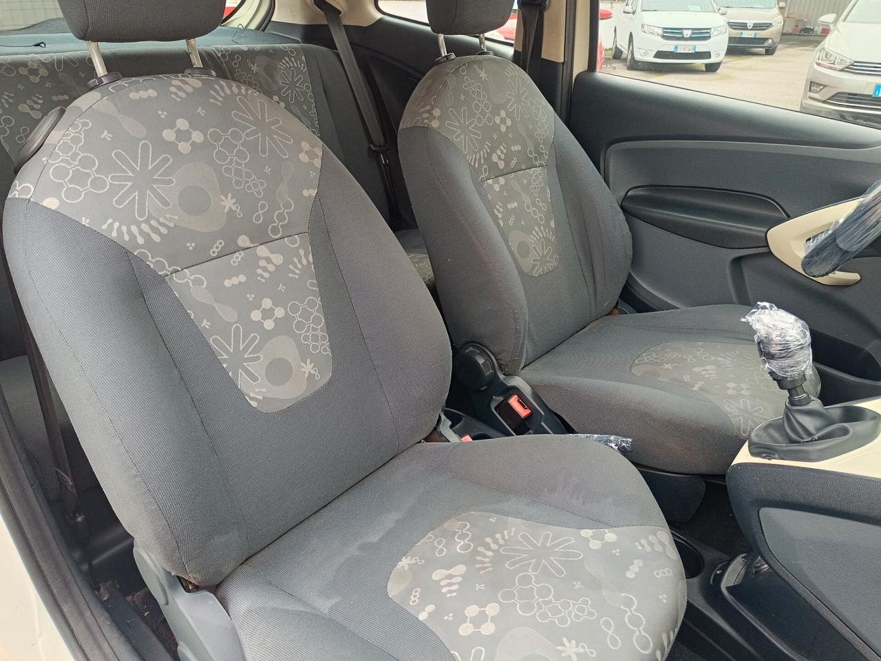 Ford Ka 1.2 8V 69CV Titanium