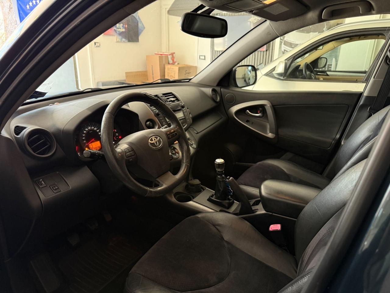 Toyota RAV 4 2.2 DIESEL ANNO 2012