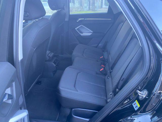 AUDI Q3 SPB 35 TDI S tronic Business Plus