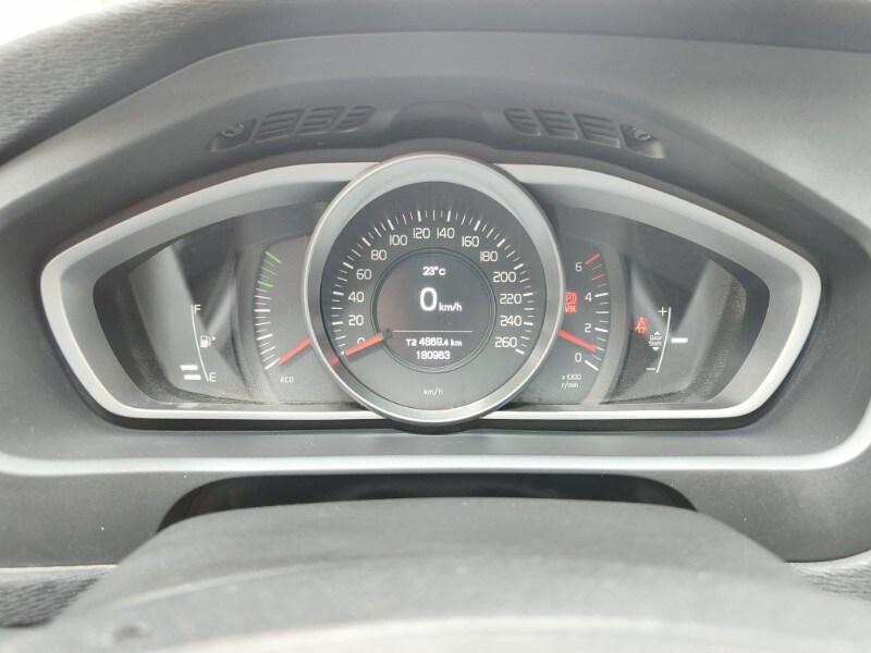 VOLVO V40 (2012-2020) V40 D2 Kinetic