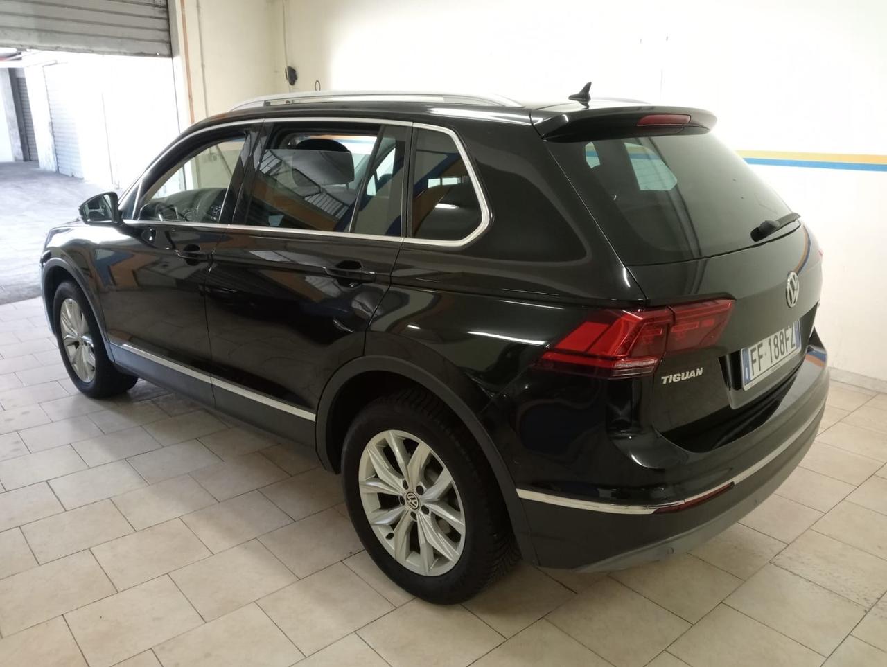 Volkswagen Tiguan 2.0 TDI SCR DSG 4MOTION Executive BMT