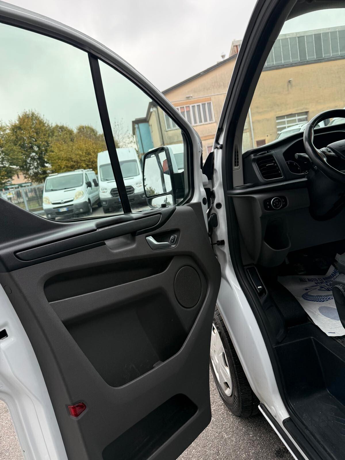 Ford Transit Custom Van 2.0 EcoBlue 6 POSTI DOPPIA CABINA