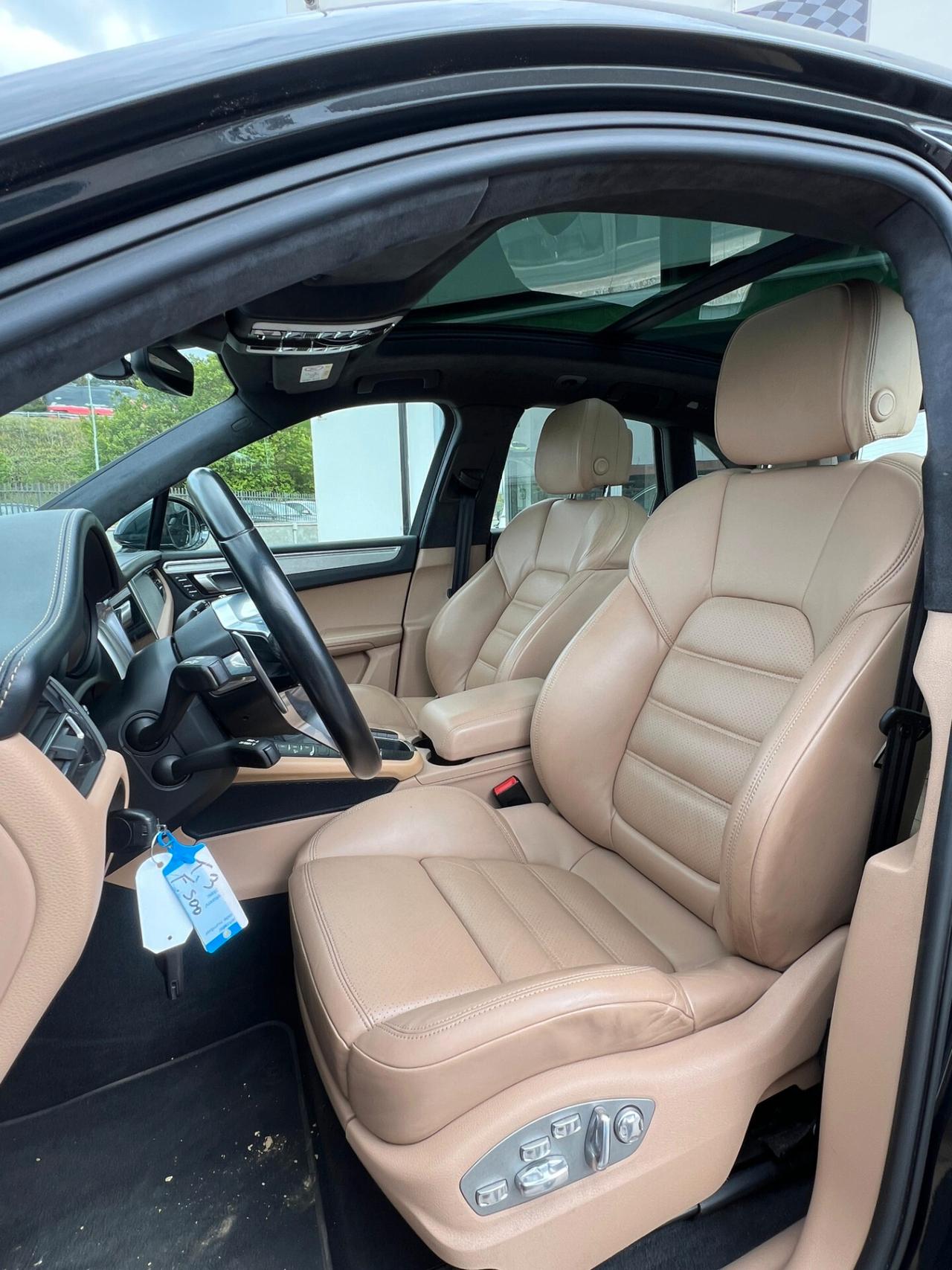 Porsche Macan TURBO IVA ESPOSTA