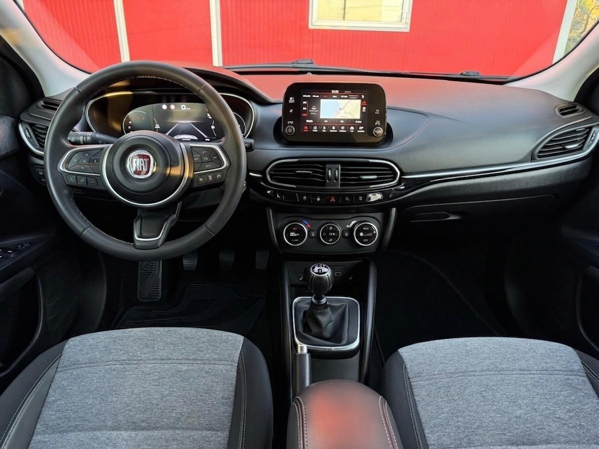 Fiat Tipo 1.6 Mjt S&S 5 porte Cross