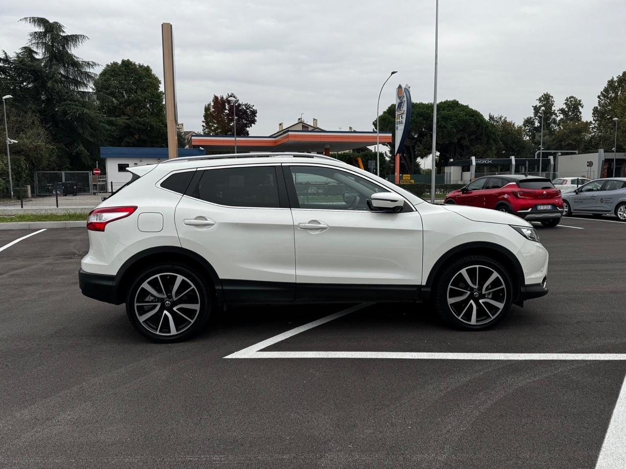 Nissan Qashqai 1.6 dCi 4WD Tekna