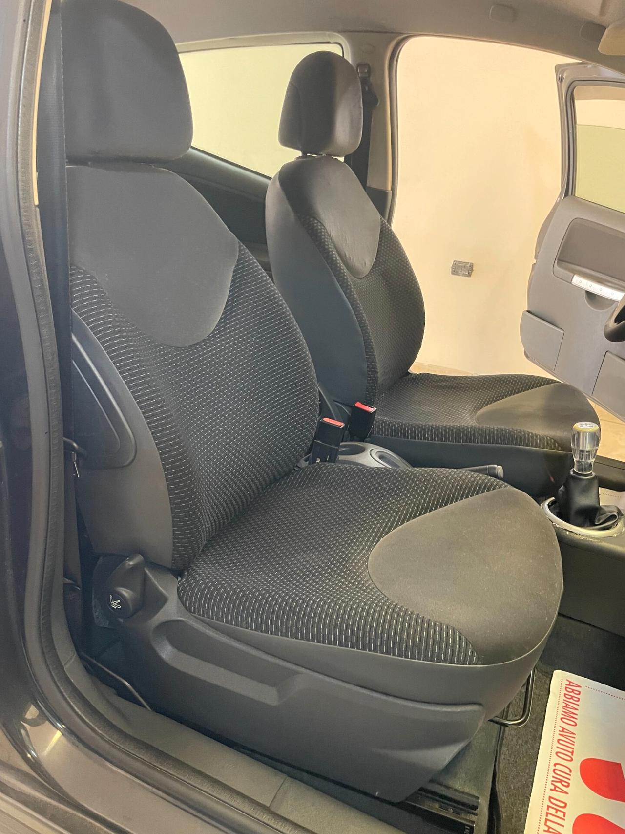 Citroen C2 1.1 121.00KM , Elegance CLIMA, SERVT, TAGLIANDATA NEOPATENTATI