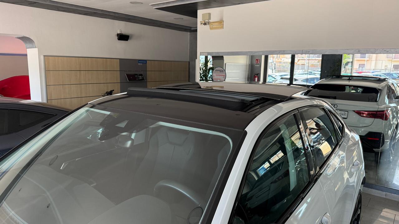 AUDI Q3 SPORTBACK S LINE TETTO IDENTITY BLACK