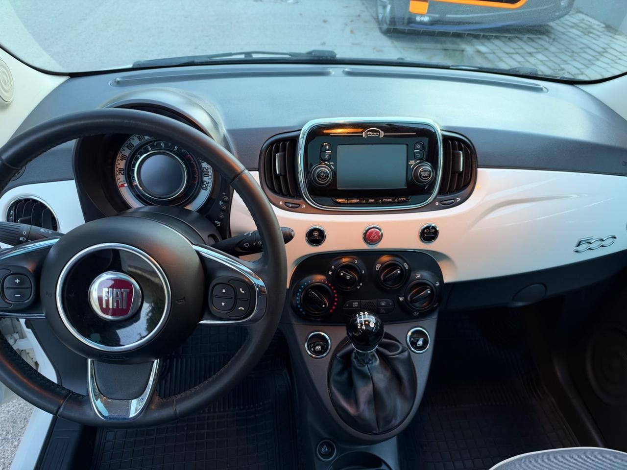 Fiat 500 1.2 benzina 69cv Lounge 2017 tetto panoramico