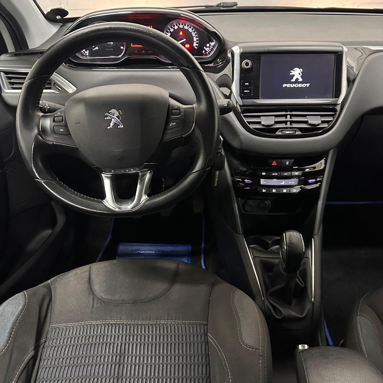 Peugeot 208 1.4 HDi 68 CV 5 porte Allure NEOPATENTATI EURO5B