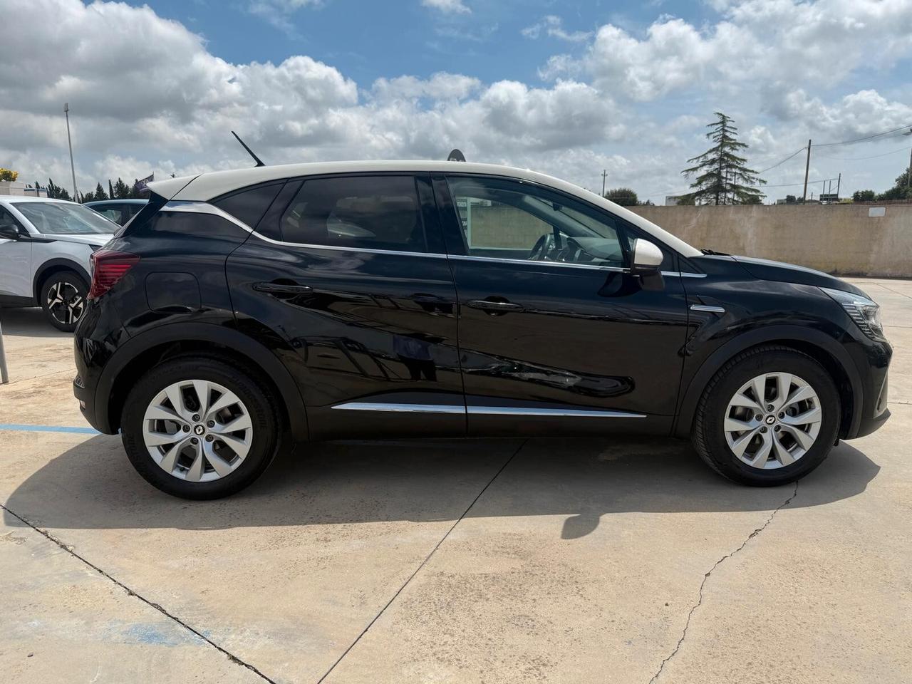 RENAULT CAPTUR RIVE GAUCHE 1.6 HYBRID 145CV CAMBIO AUTOMATICO