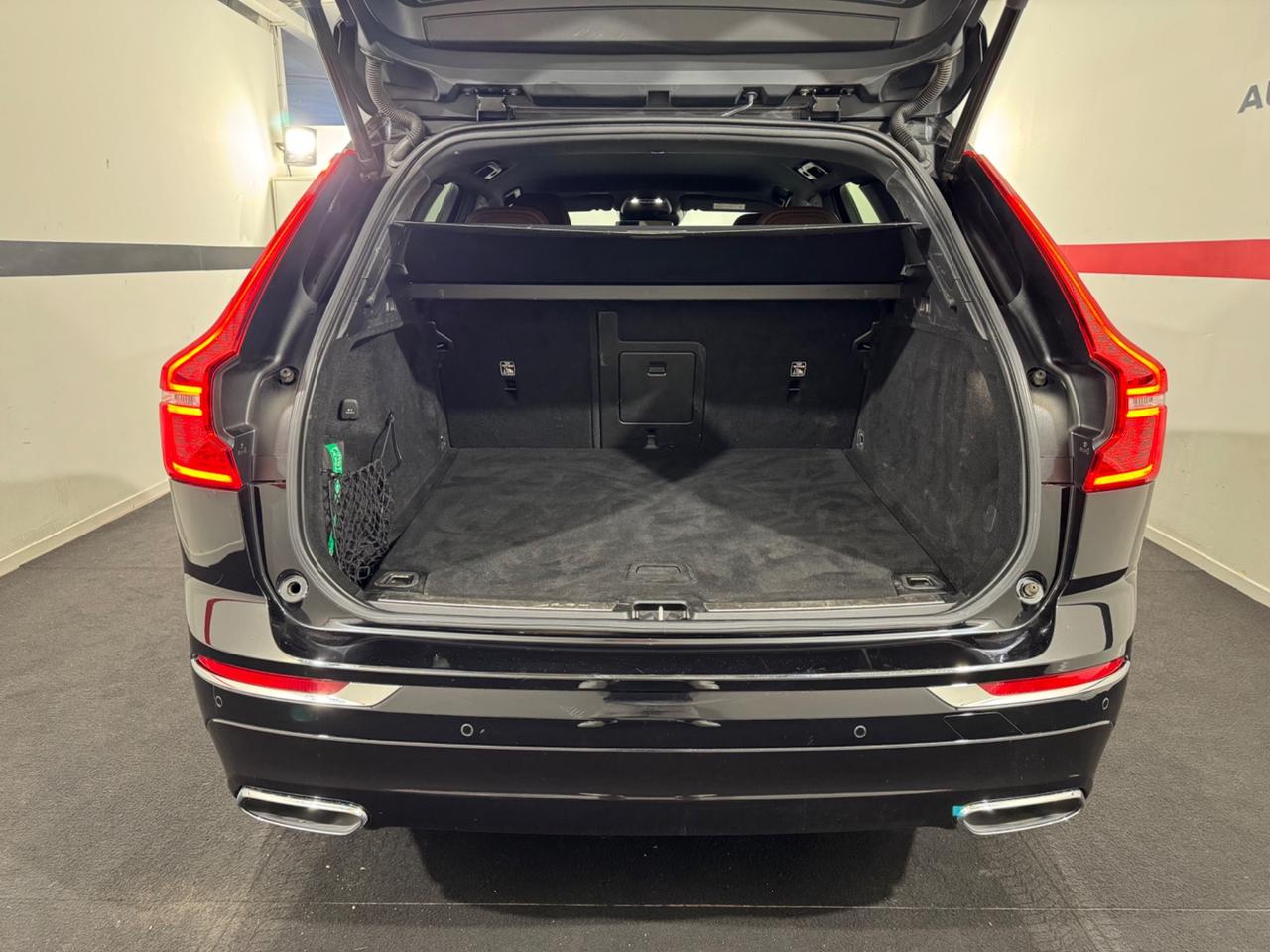 Volvo XC 60 XC60 B4 (d) AWD Geartronic Inscription FULL OPTIONAL, SEDILI IN PELLE CON REGOLAZIONE ELETTRICA CON MEMORIA, CRUISE ADATTIVO, CLIMA TRI-ZONA , PORTELLONE ELETTRICO, APPLE CARPLAY, FARI FULL LED AUTOMATICI E MOLTO ALTRO