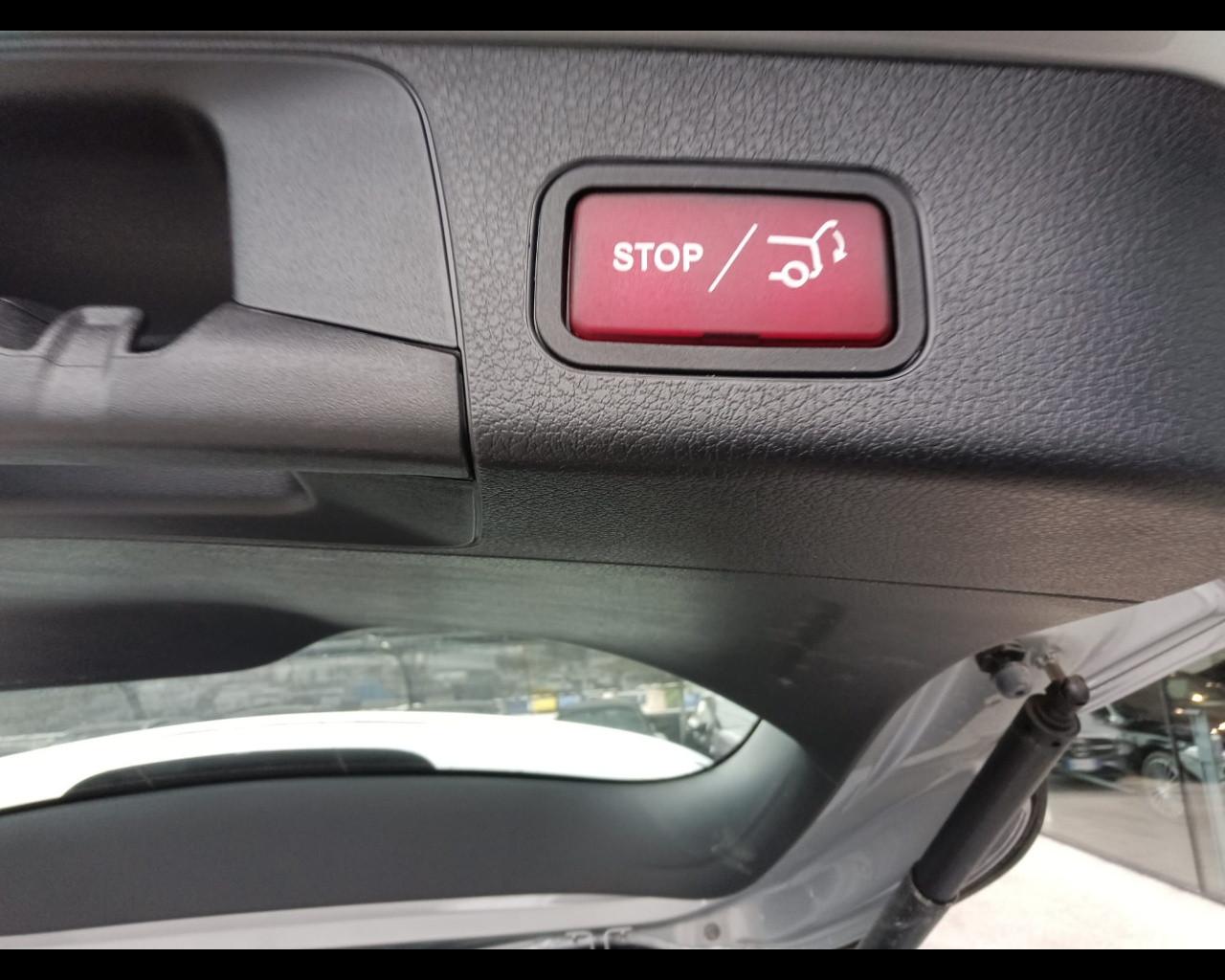 Mercedes-Benz GLB - X247 2023 - GLB 180 d Advanced auto