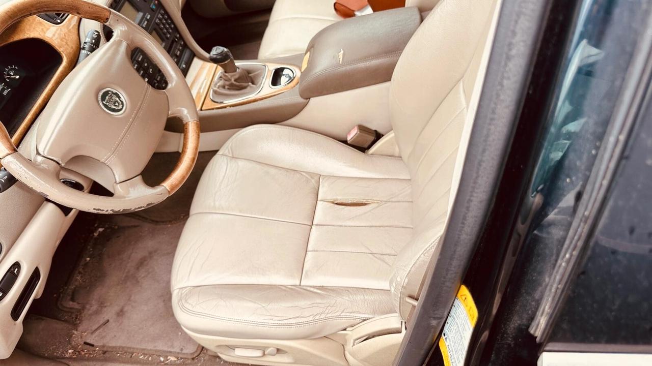 Jaguar S-Type (X202) 2.5 V6 24V cat Executive
