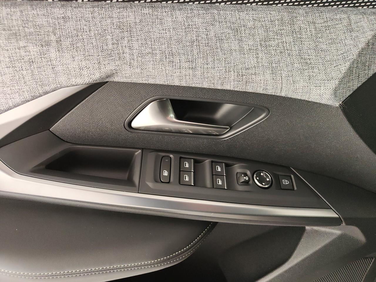 Peugeot 3008 Hybrid 145 e-DCS6 GT